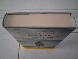 Libro "La bambina che spiava i nazisti"