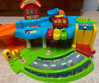 Circuito Vtech con 2 coches