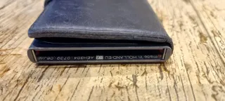 Tarjetero SECRID Miniwallet Piel Azul y Aluminio.