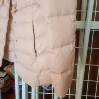 Piumino rosa collo alto taglia 44