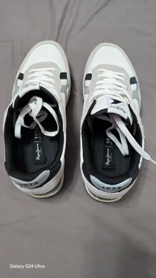 Zapatillas Pepe Jeans Blancas y Grises