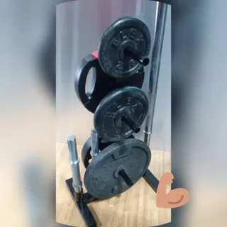 Rack para discos y barra de pesas