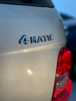 Mercedes-Benz Clase M 2010