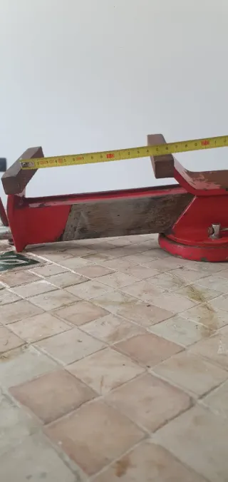 Tornillo de banco antiguo