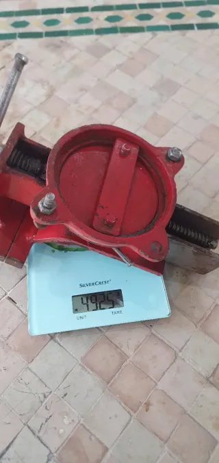 Tornillo de banco antiguo