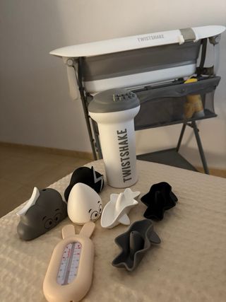 Bañera y soporte Twistshake