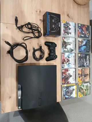 Consola PS3 Negra + 10 Juegos + 2 Mandos