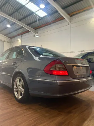 Mercedes-Benz Clase E 2006