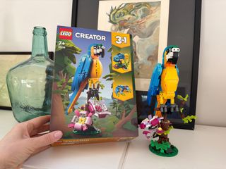 Lego Creator Loro 31136