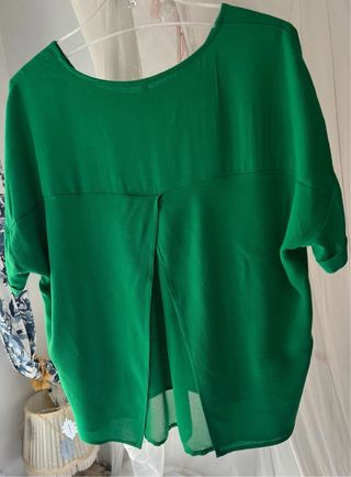 Blusa elegante verde