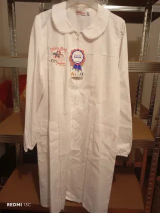 Grembiule bambina bianco tg 105