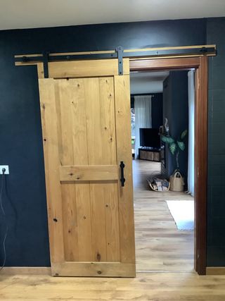 Puerta granero de madera 211cm x 85cm