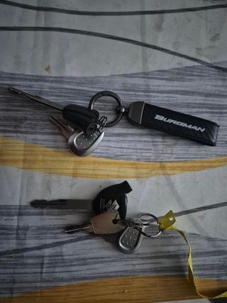 Suzuki Burgman 650 executive 2010 Plata ,se cambia