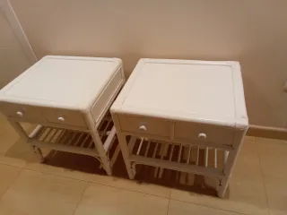 Mesitas de noche de bambú