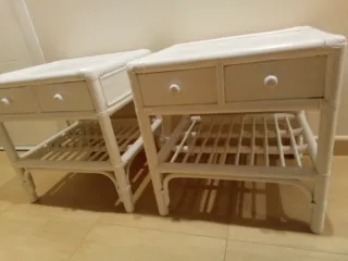 Mesitas de noche de bambú