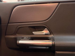 Mercedes Clase B 200d “Único prop, historial MB”