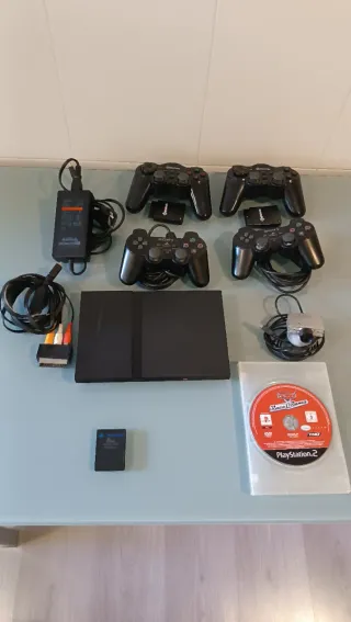 Consola PlayStation 2 Negra + Accesorios