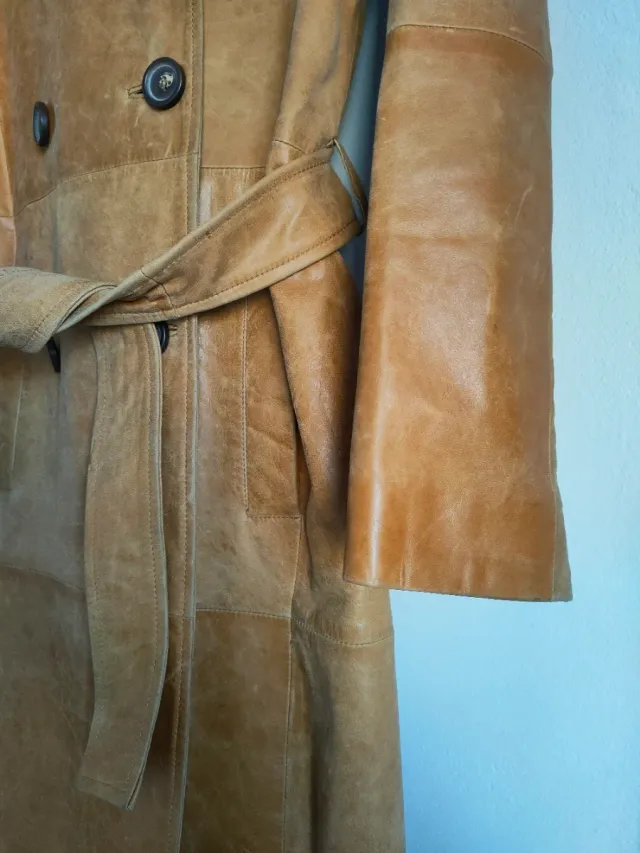 Trenca de piel Zara Woman