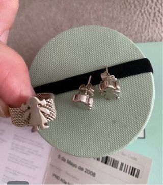 Conjunto pendientes/anillo plata modelo niña Tous