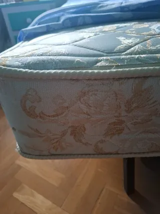 Colchón individual con estampado floral