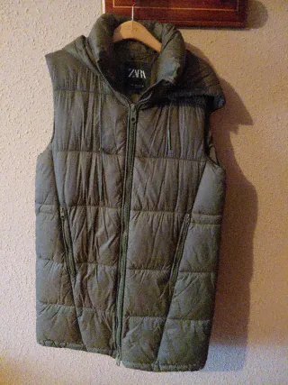 Chaleco acolchado Zara verde