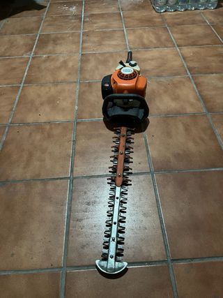 Cortasetos STIHL HS 82 R