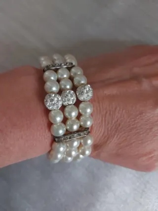 Pulsera de perlas y strass tres vueltas