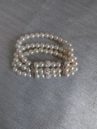 Pulsera de perlas y strass tres vueltas