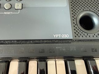 Teclado Yamaha YPT-260 como nuevo
