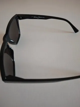 Gafas de sol Hawkers colección Paula Echeverria