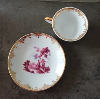 Set 5 tazzine e piattini in porcellana