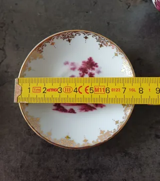 Set 5 tazzine e piattini in porcellana