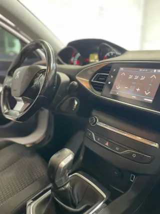 Peugeot 308 2018