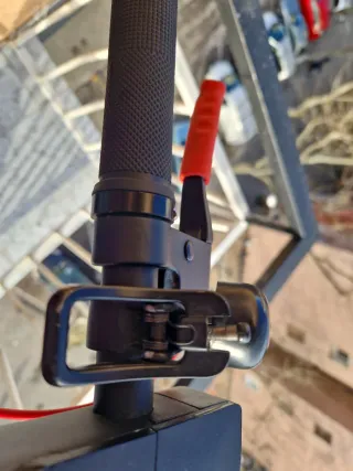 Monopatín Eléctrico Negro