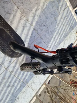 Monopatín Eléctrico Negro