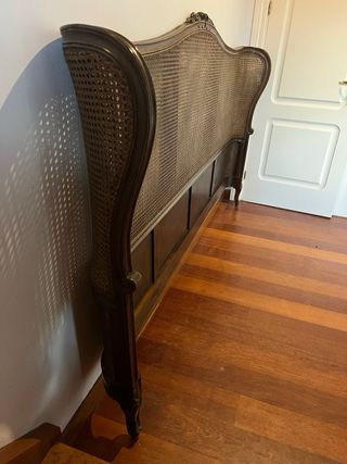 Cabecero antiguo madera tallada y ratán 210x130