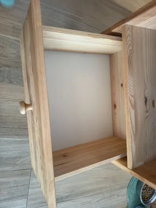 Mesita de noche pino macizo