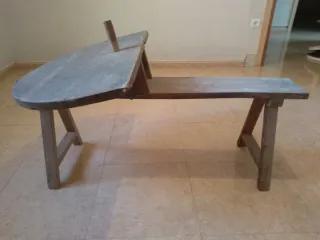 Mesa antigua de alpargatero de madera