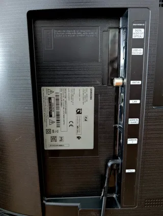 Samsung Crystal UHD 50 4K Smart TV