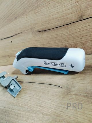 Tijeras 3,6v - BLACK+DECKER