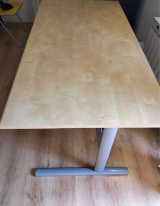 Escritorio de oficina madera y metal