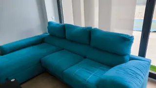 Sofá chaise longue azul turquesa