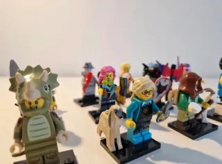 LEGO Minifigures Serie 25 Completa