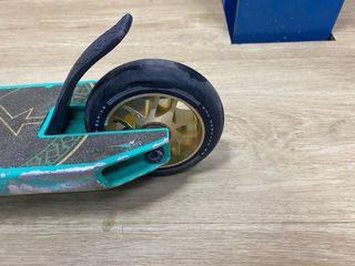 Patinete freestyle color turquesa