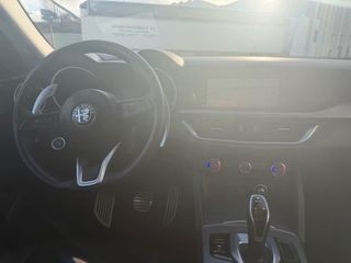 Stelvio 4*4 suv