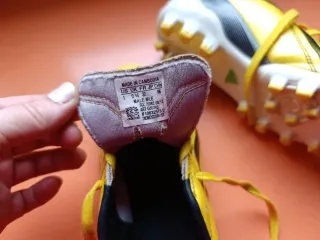 Botas de fútbol Adidas niño Talla 32