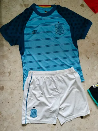CAMISETAS DEPORTIVAS INFANTILES USADAS