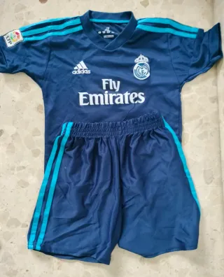 CAMISETAS DEPORTIVAS INFANTILES USADAS
