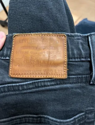 Levi's 519 Skinny Negros