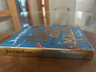 El gran libro de los niños malos / The World's ...
